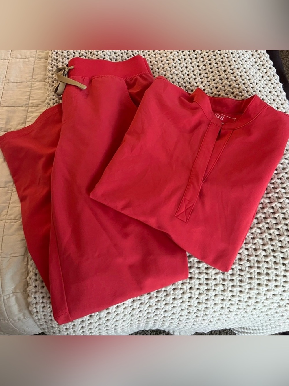 Figs Hibiscus scrub set